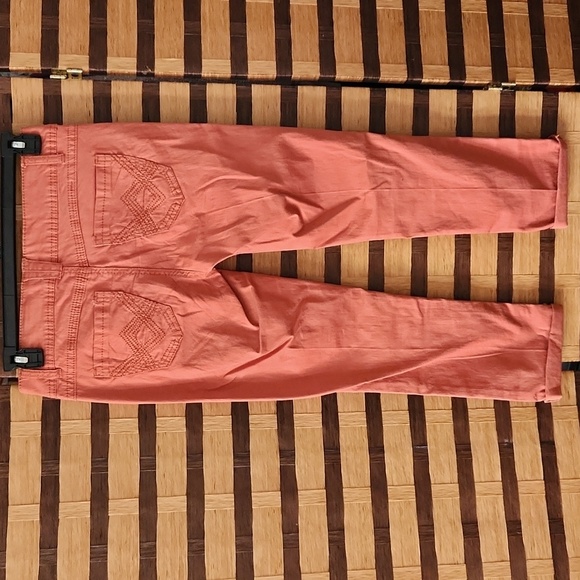 NWT! Democracy capris - Picture 6 of 9